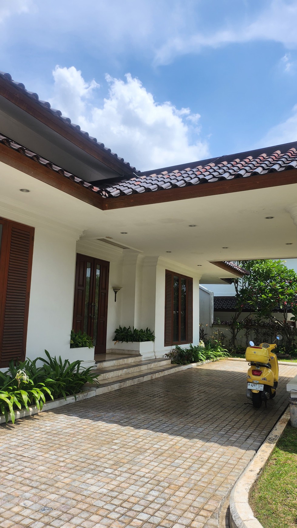 Rumah Bagus Di Pejaten Barat, Villa Palma Jakarta Selatan