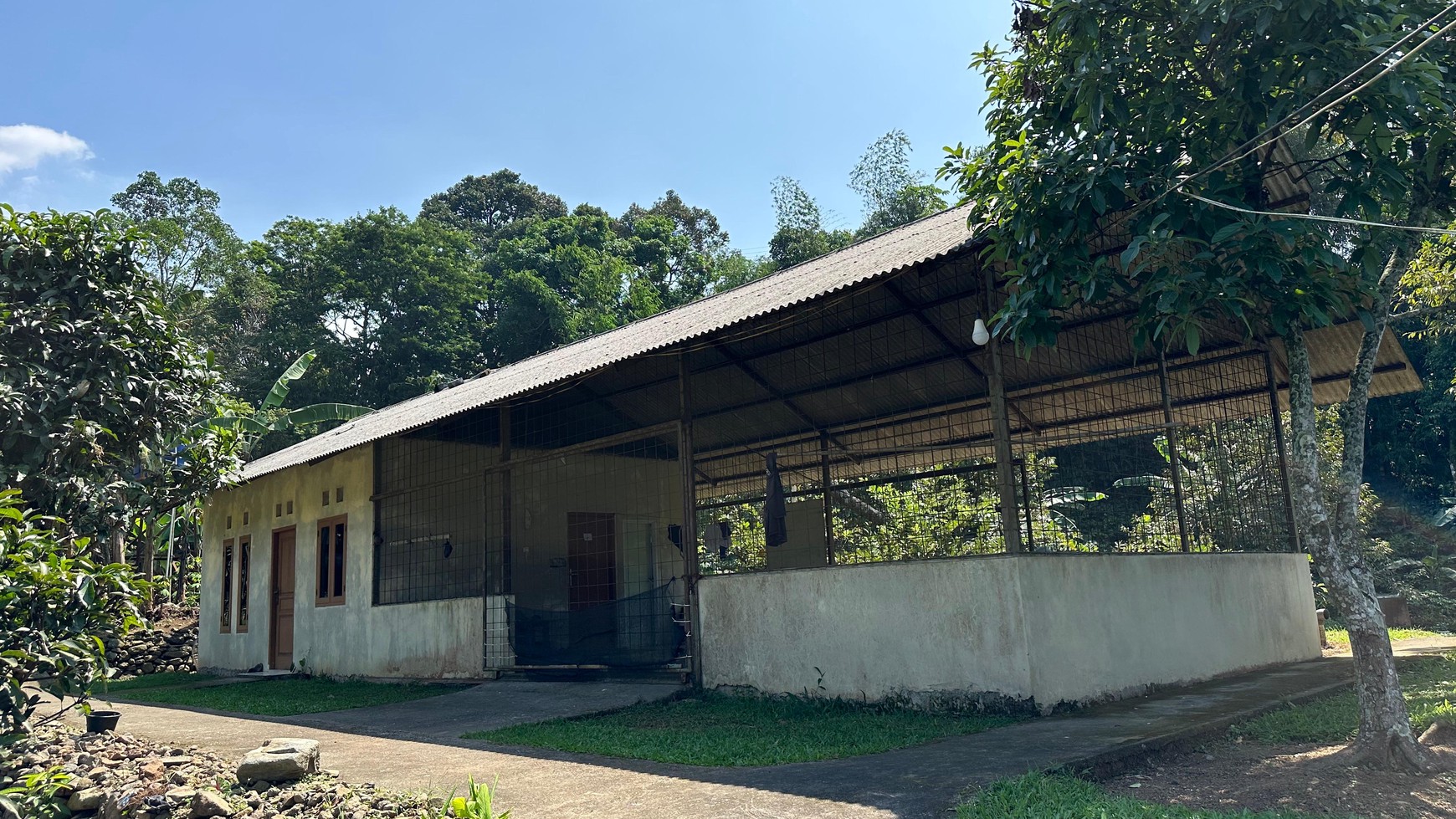 Lahan Perkebunan Seluas 1.6 Hektar di Cijeruk Bogor