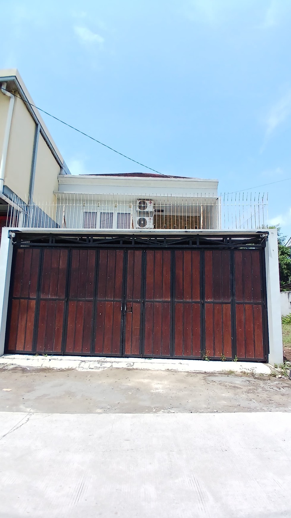 Rumah Furnish 2 Lantai Lokasi Strategis di Dekat RS Hermina