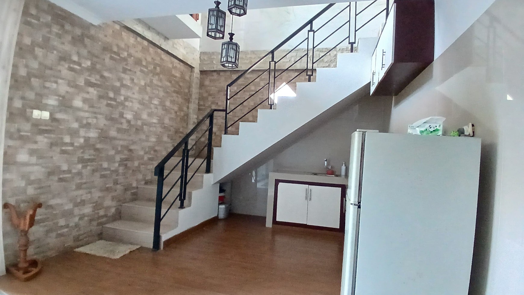 Rumah Furnish 2 Lantai Lokasi Strategis di Dekat RS Hermina