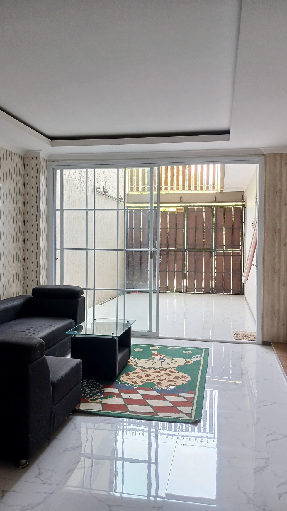 Rumah Furnish 2 Lantai Lokasi Strategis di Dekat RS Hermina