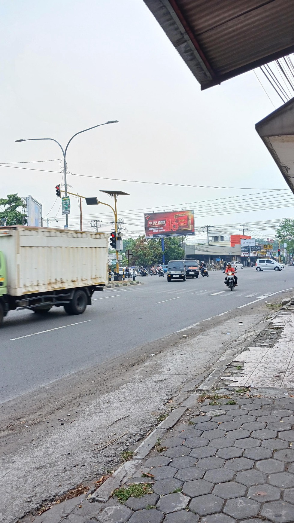 Ruko 2 Lantai Lokasi Strategis di Jalan Parangtritis Sewon Bantul