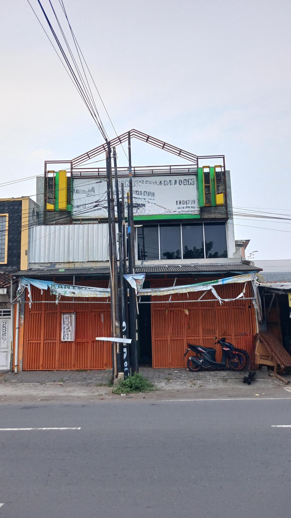 Ruko 2 Lantai Lokasi Strategis di Jalan Parangtritis Sewon Bantul