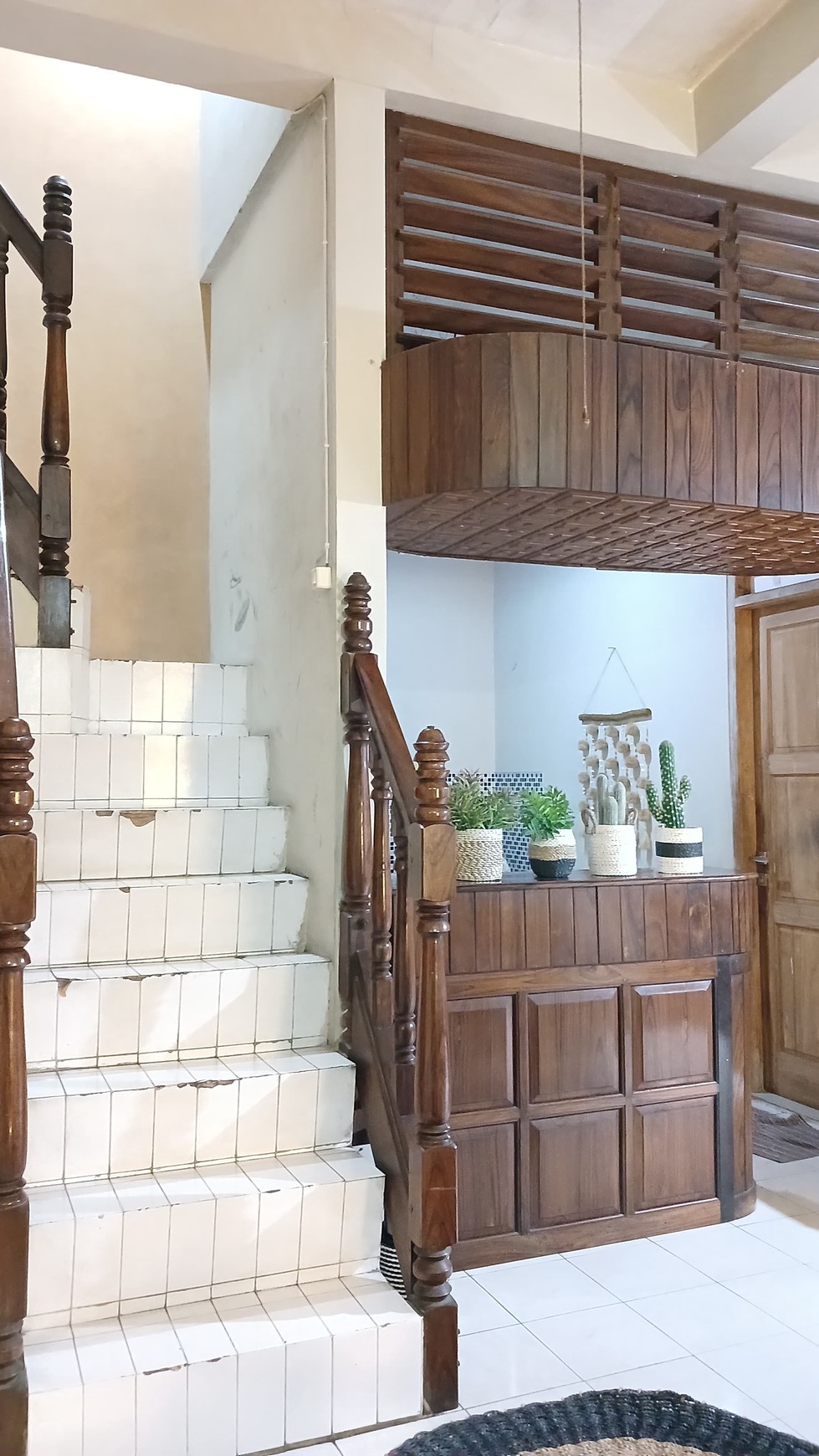 Rumah 2 Lantai Lokasi Premium di Kawasan Bisnis Jalan HOS Cokroaminoto