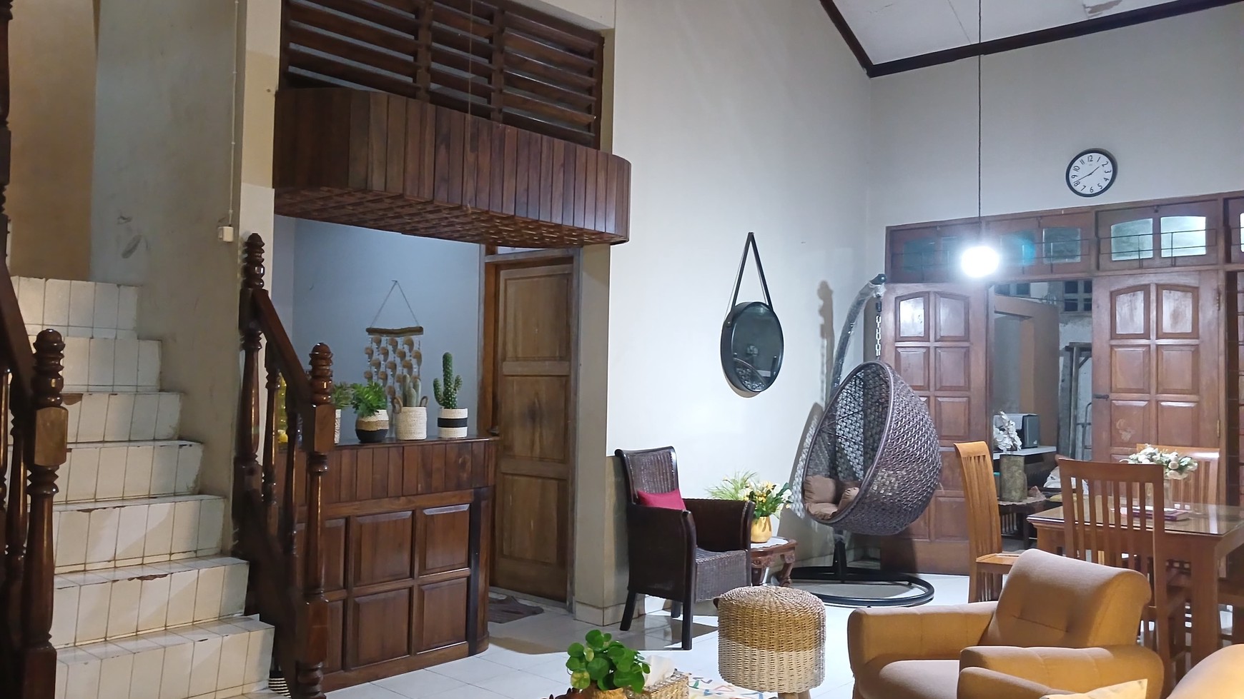 Rumah 2 Lantai Lokasi Premium di Kawasan Bisnis Jalan HOS Cokroaminoto