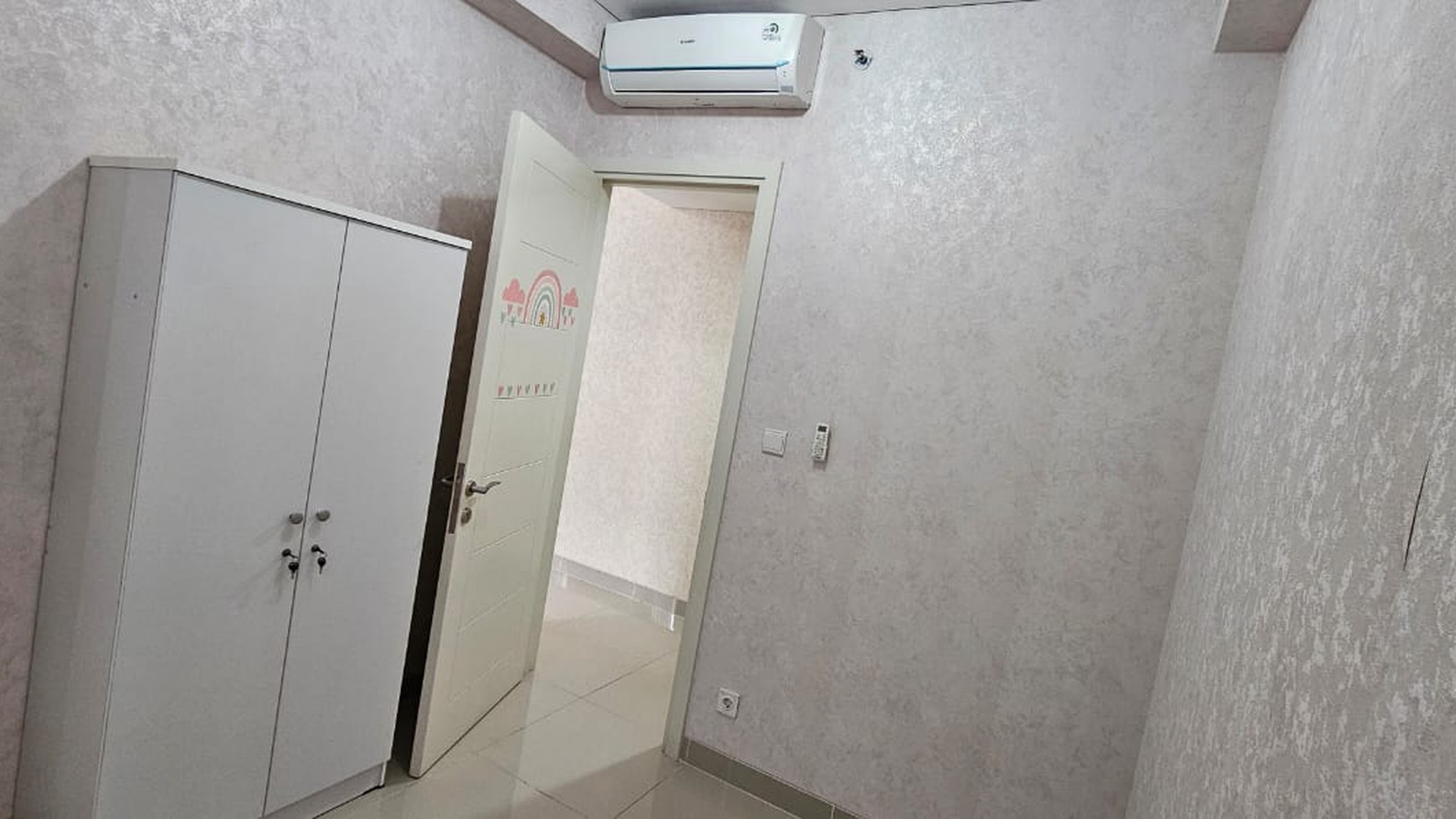Flash Sale. Apartemen bagus Rainbowspring Condovilla, Gading Serpong. 
