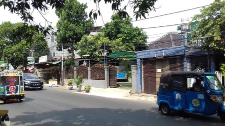 Kavling pinggir jalan,cocok buka usaha atau perkantoran Kebayoran Baru DKI Jakarta