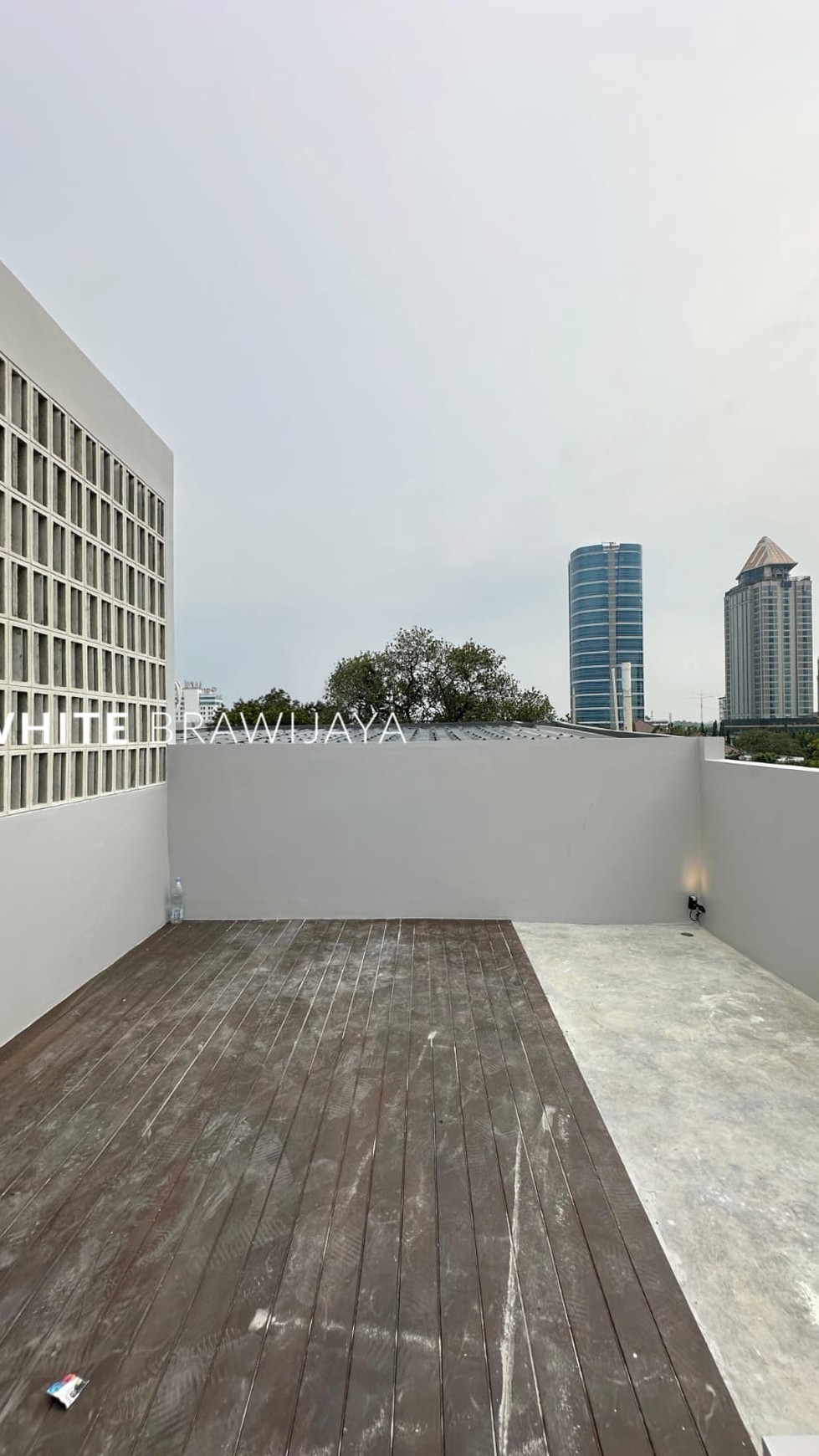 Brand New Townhouse Area Kenanga Ampera