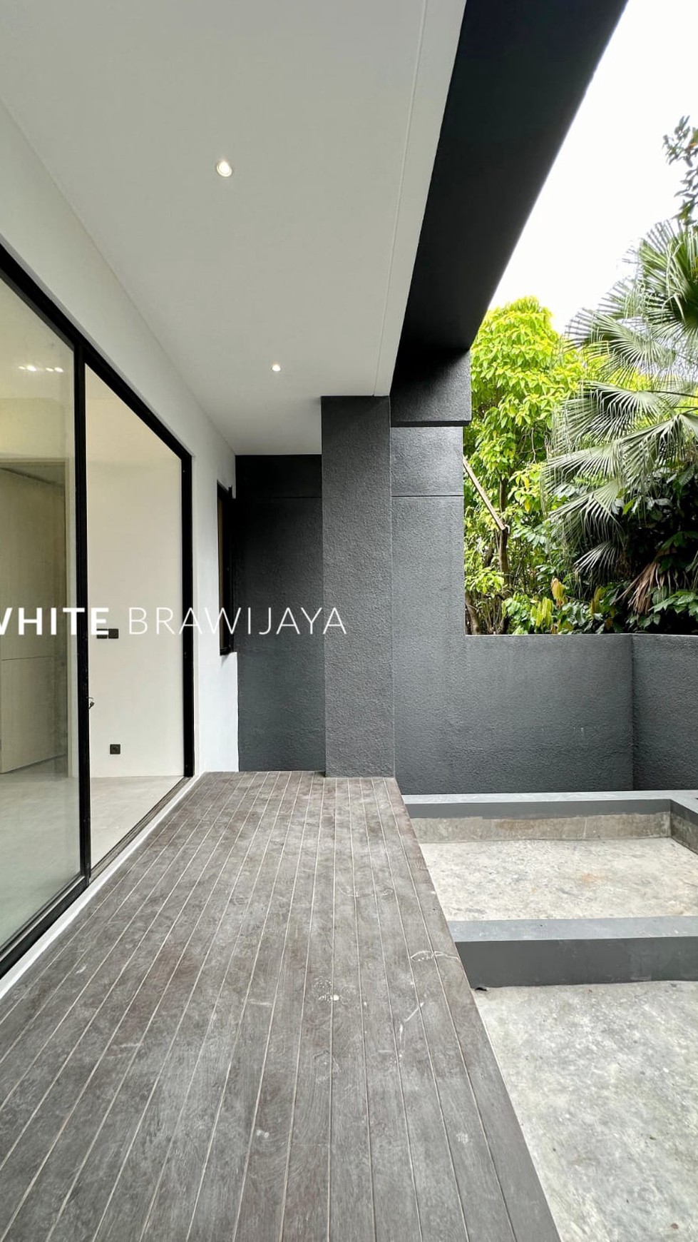 Brand New Townhouse Area Kenanga Ampera
