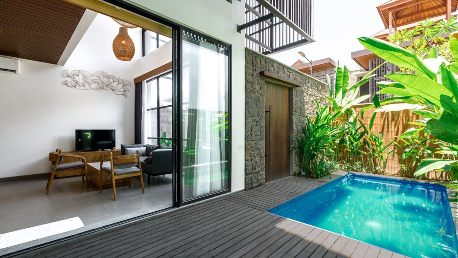 For Annual Rental - Modern villa 3 bedrooms walking distance to the beach in the heart of Canggu