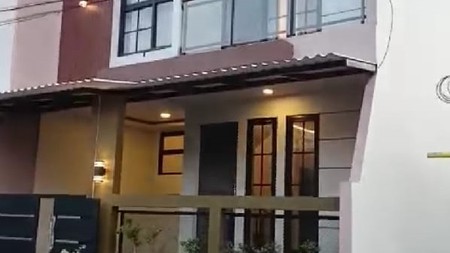 Dijual Rumah 2 lantai 600 Jutaan di Menganti Permai Gresik