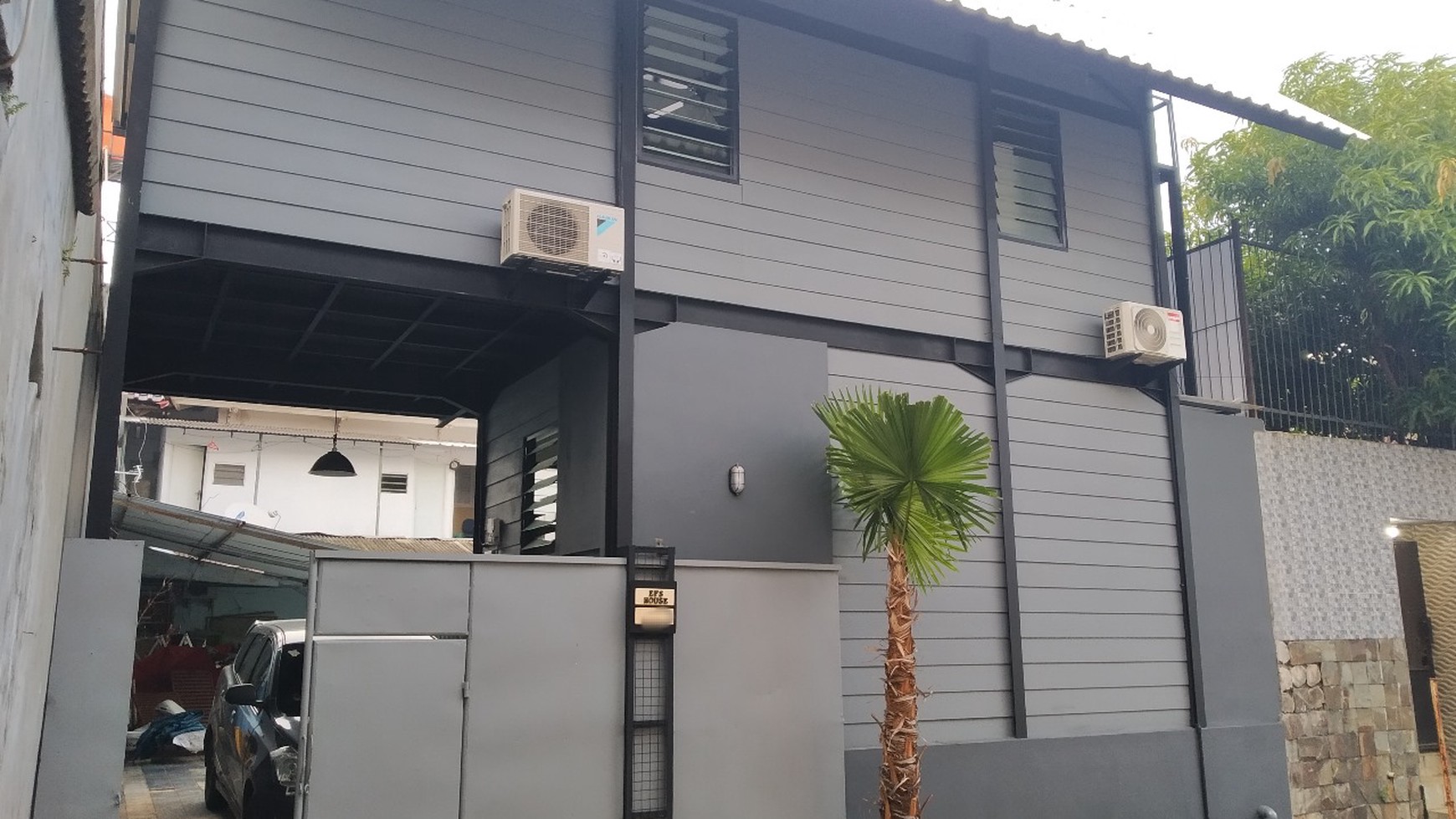 Turun Harga Rumah 2 Kavling di Taman Laguna Cibubur