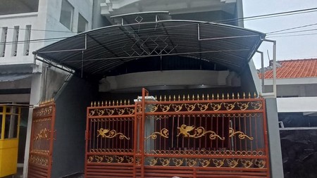 Dijual Rumah 2 lantai di Ngagel Wasana Surabaya