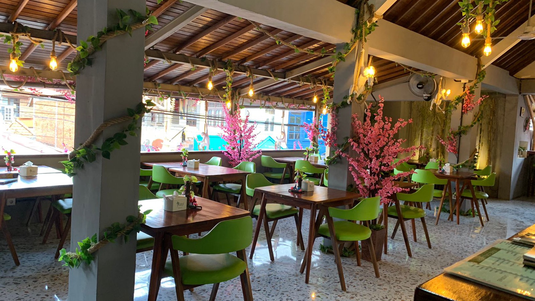 Charming 3-Storey cafe for lease in Ubud - Prime Location Near Central Ubud