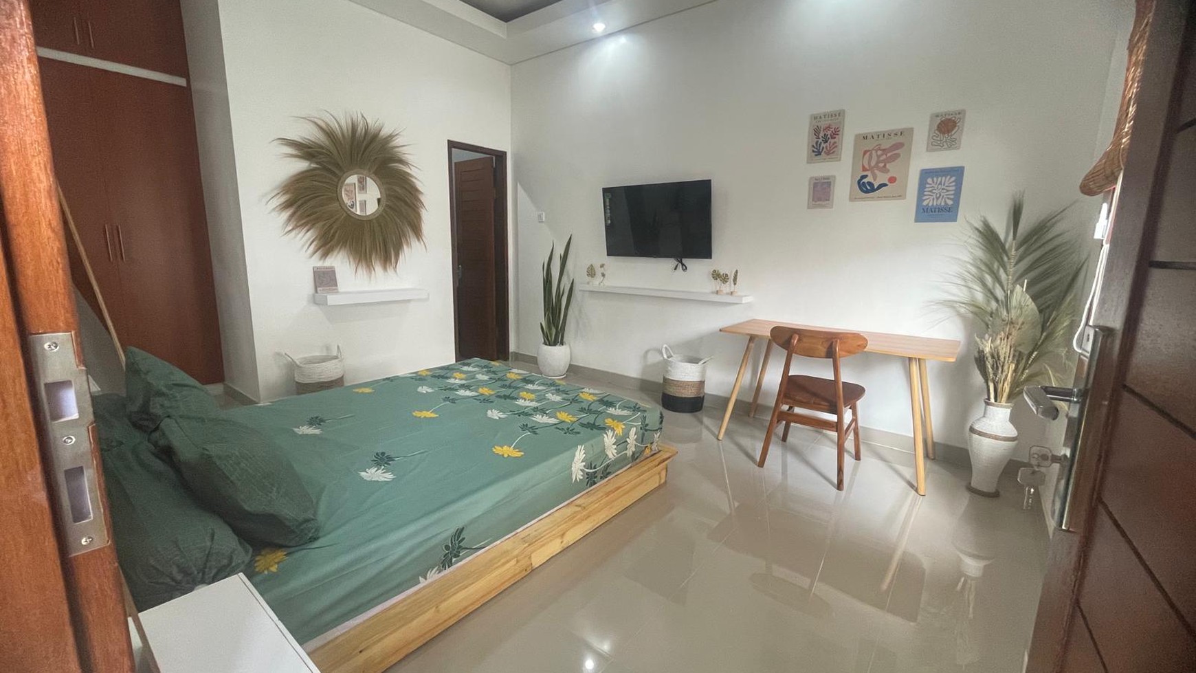 Yearly Rental - Modern 1-Bedroom Villa with Private Pool in Prime Padonan Location