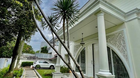 Rumah Mewah Siap Huni di Jl. Kartika Utama, Pondok Indah, Jakarta Selatan