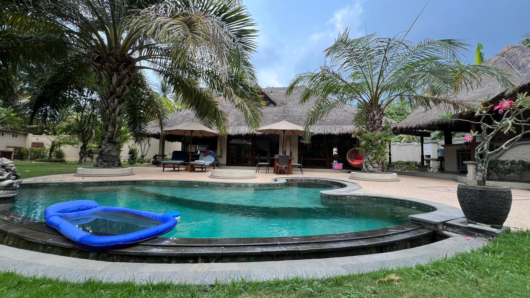 Charming Villa With Expansive Garden Oasis For Sale! Only 20 Mins From North Bali Airport Development Plan!