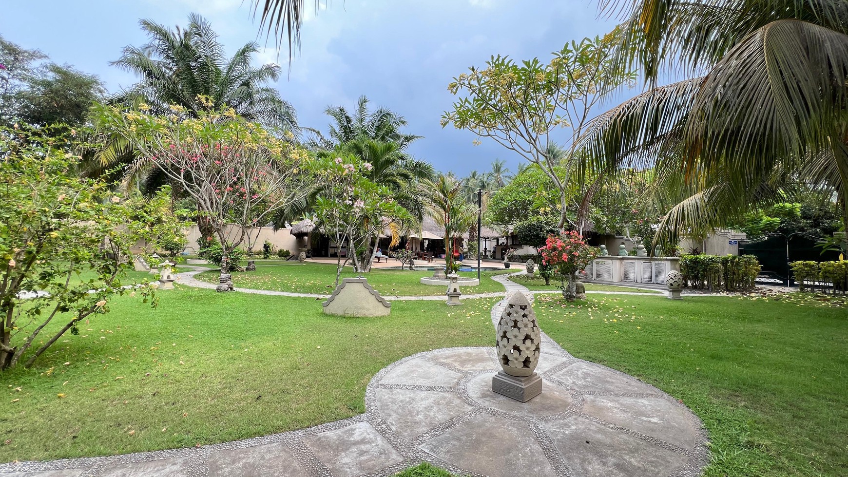 Charming Villa With Expansive Garden Oasis For Sale! Only 20 Mins From North Bali Airport Development Plan!