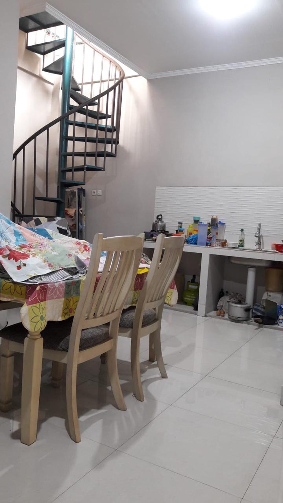 Dijual Rumah Di Harapan Indah, Bekasi Barat