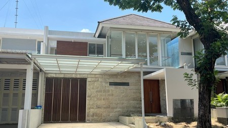 Dijual Rumah Strategis di Eastwood Citraland Surabaya Barat