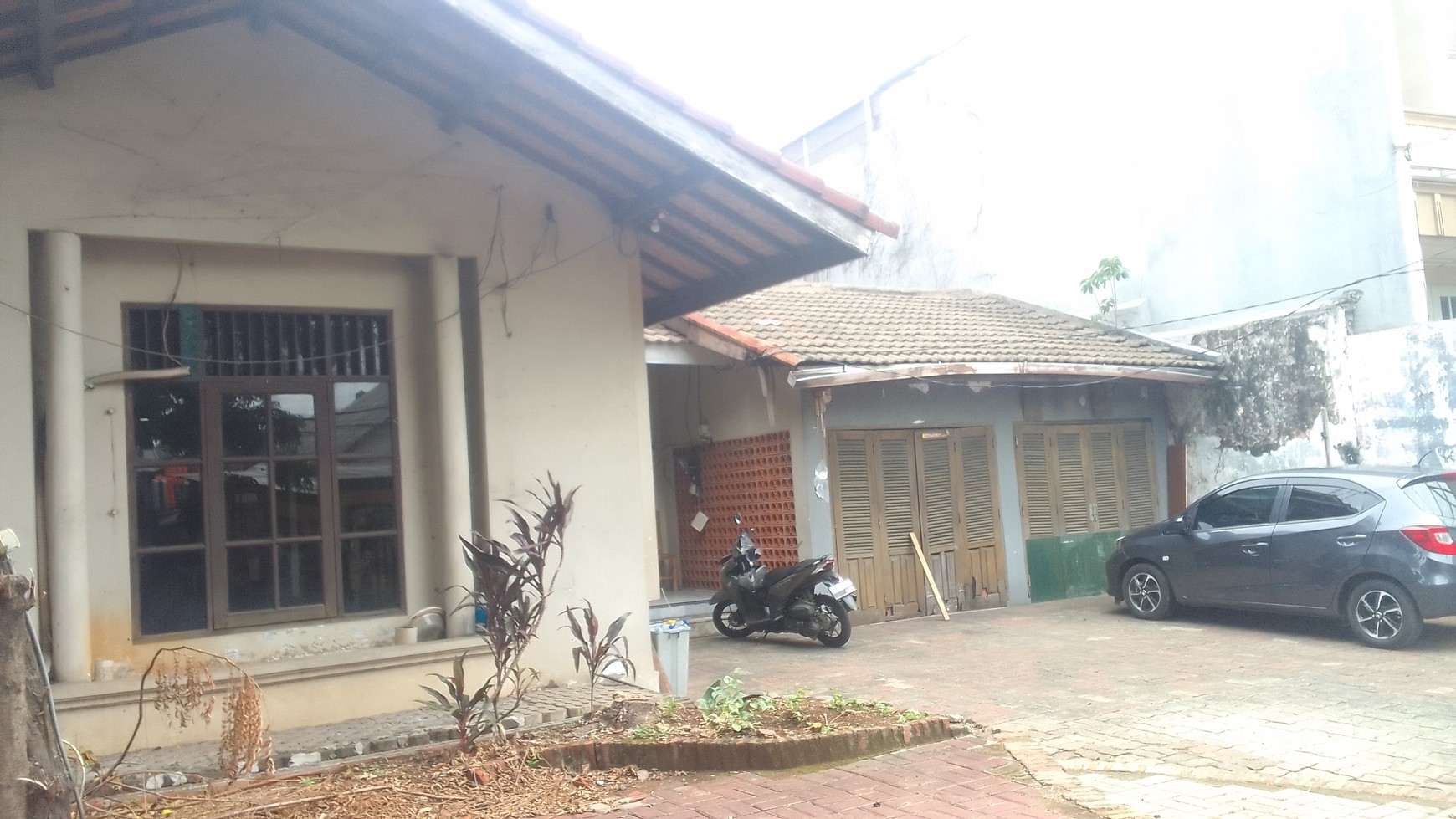 Rumah Di Tebet Utara Raya Cocok Dijadikan Resto Dan Kulineran 5 Menit Jalan Kaki Ke Jl. Abdullah Syafei