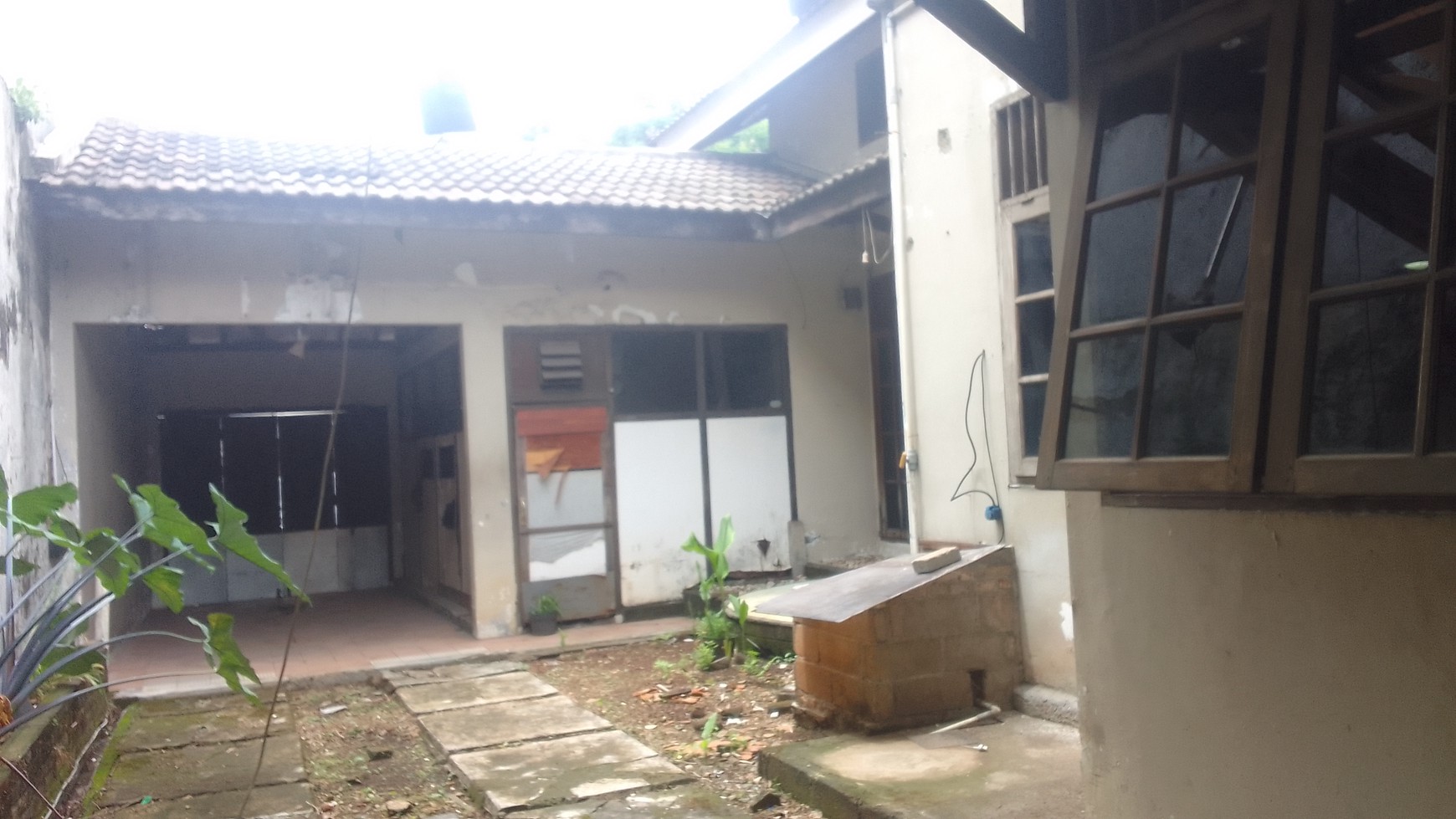 Rumah Di Tebet Utara Raya Cocok Dijadikan Resto Dan Kulineran 5 Menit Jalan Kaki Ke Jl. Abdullah Syafei