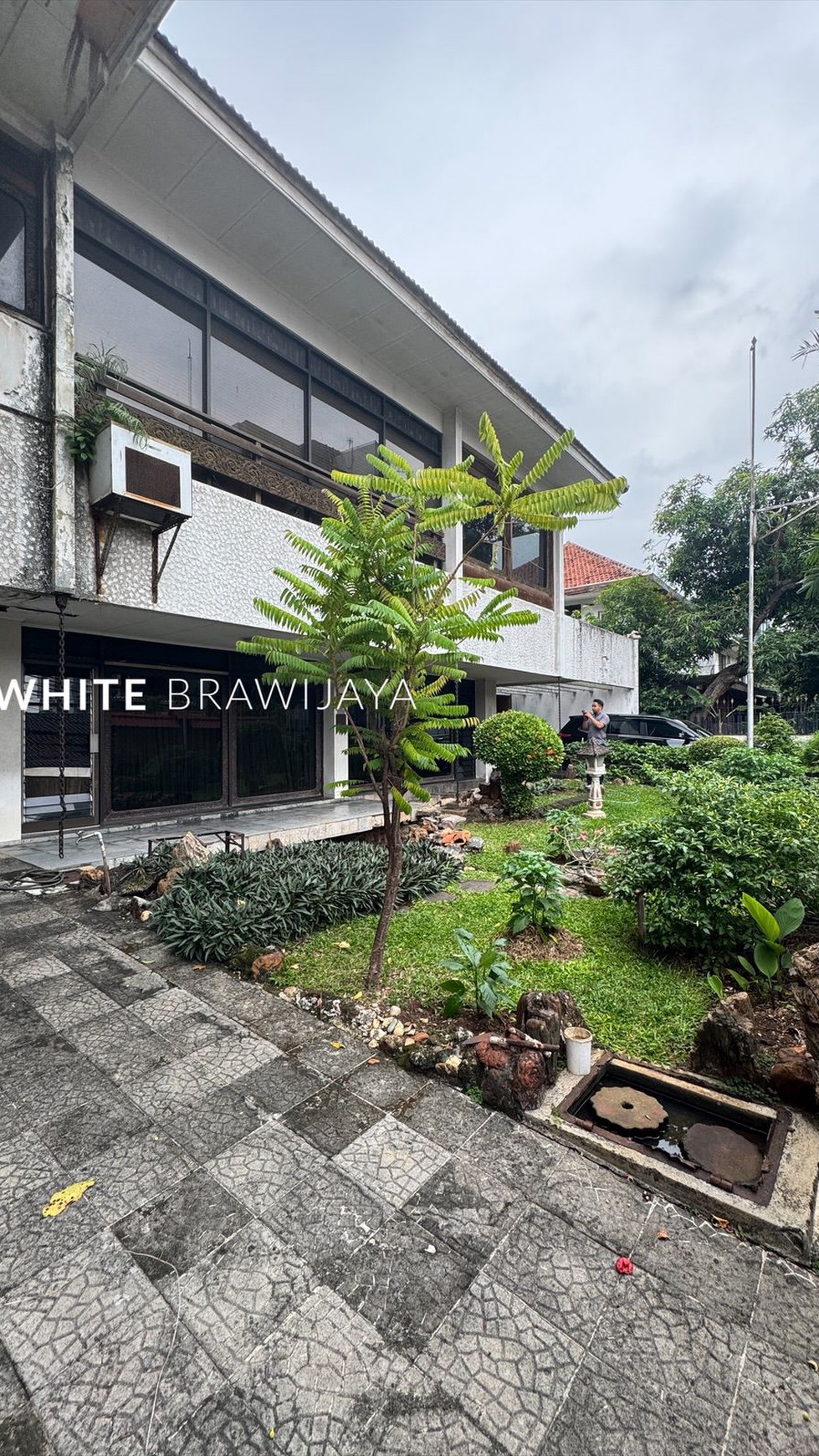 Rumah Hitung Tanah Area Cipete