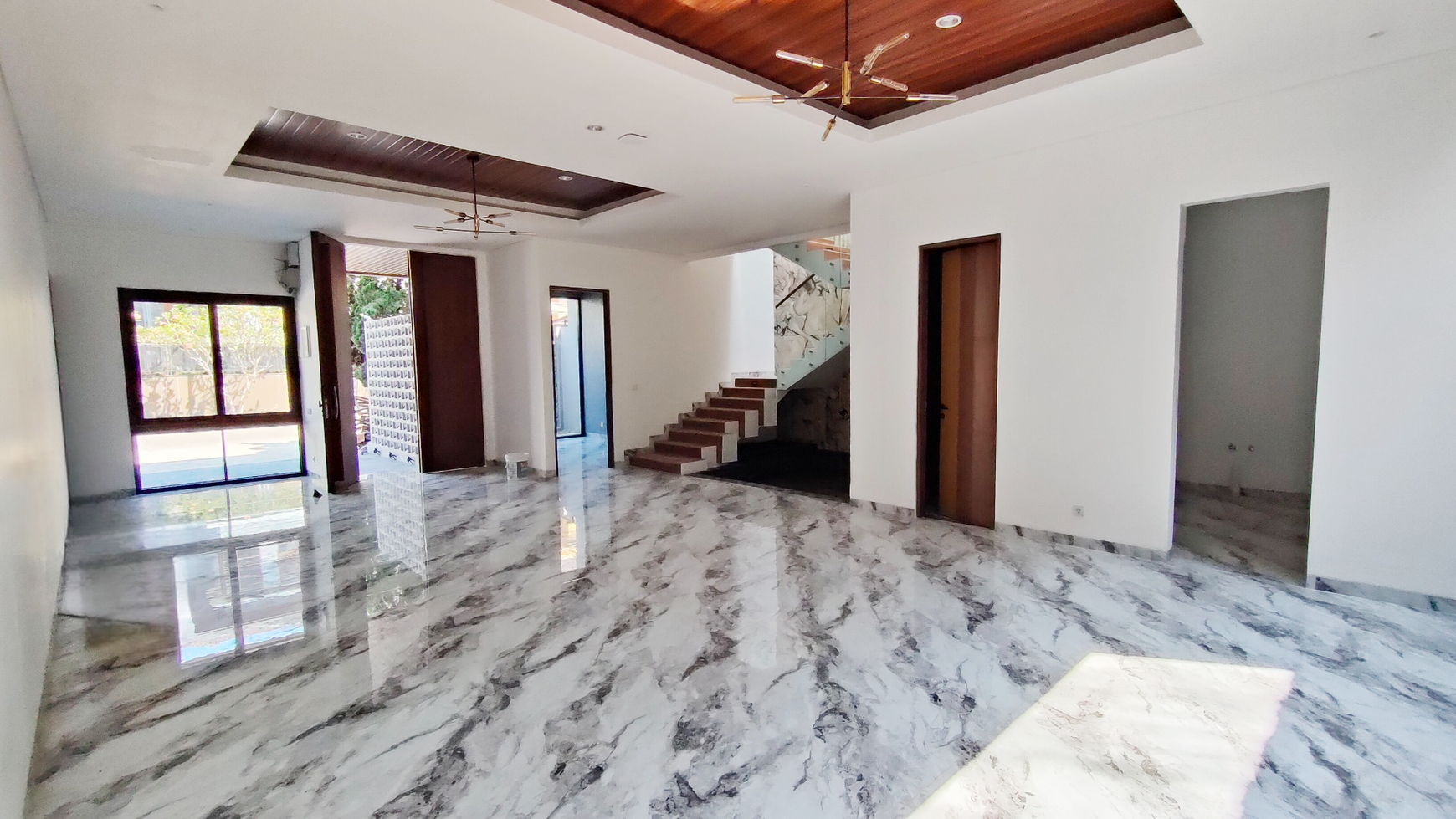 Rumah Hitung Tanah Area Cipete