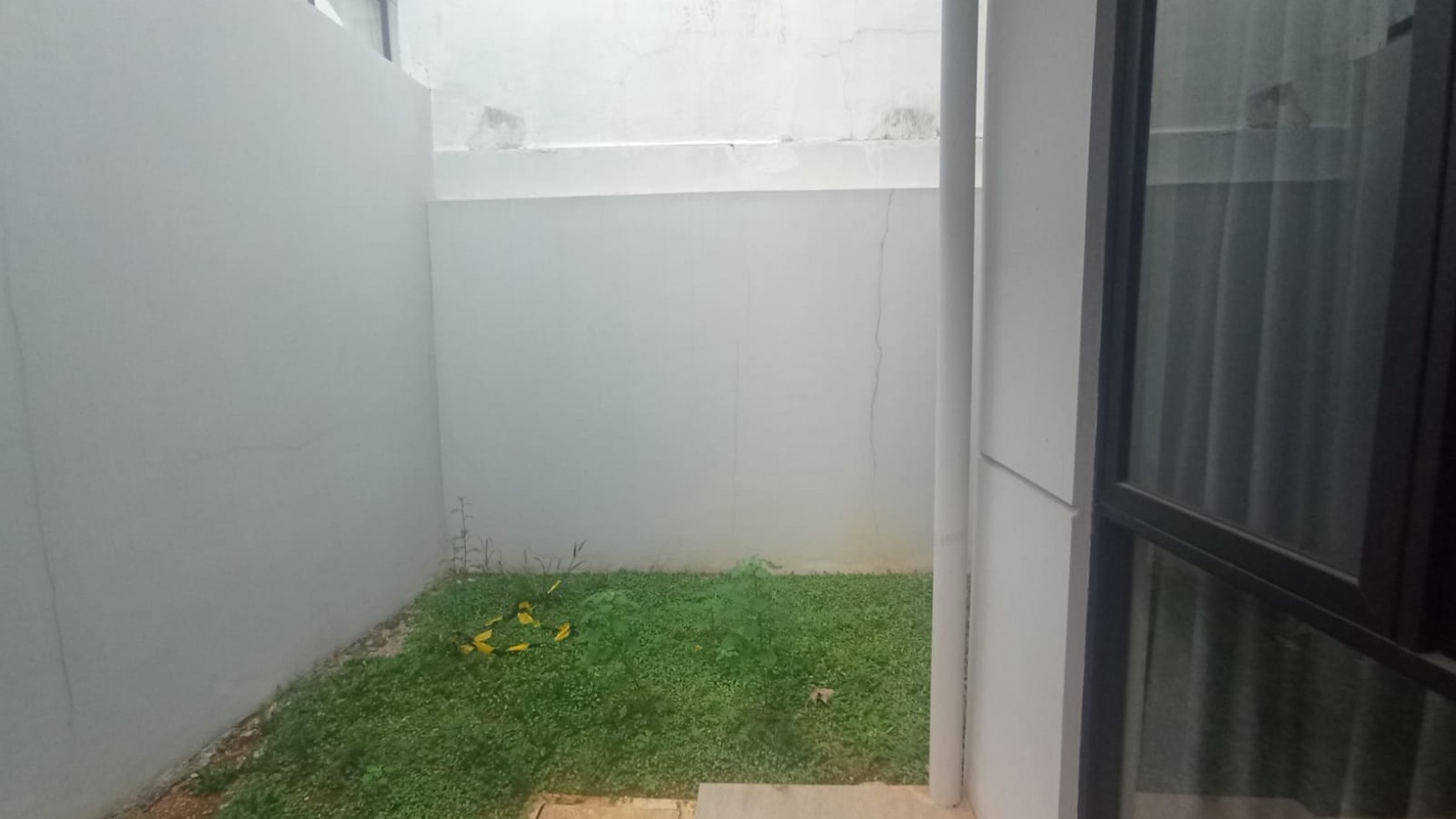 Disewakan rumah hunian di Cendana parc Lippo karawaci Tangerang