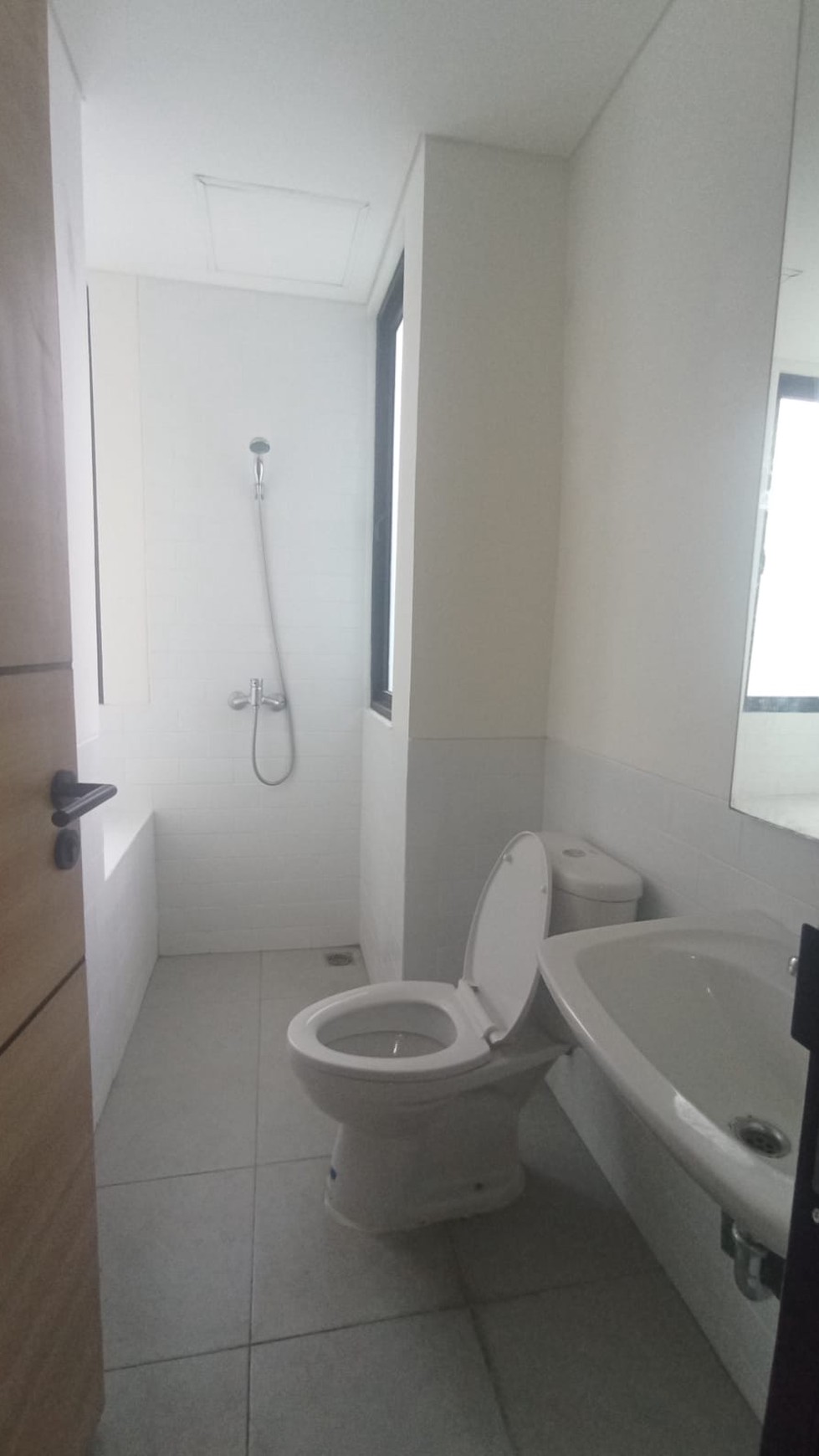Disewakan rumah hunian di Cendana parc Lippo karawaci Tangerang