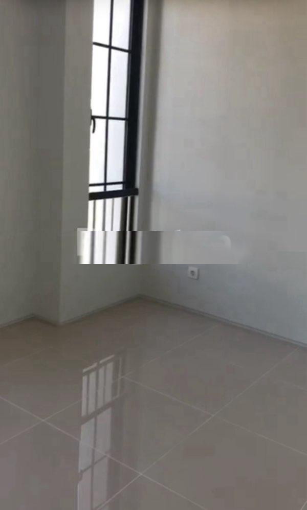 Dijual Rumah di Oakwood Citraland Utama Surabaya Barat