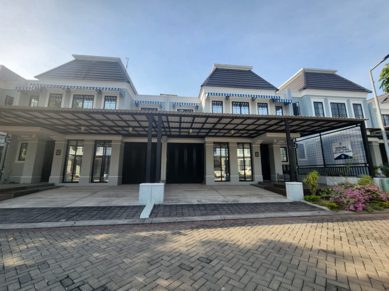 Dijual Rumah di Oakwood Citraland Utama Surabaya Barat