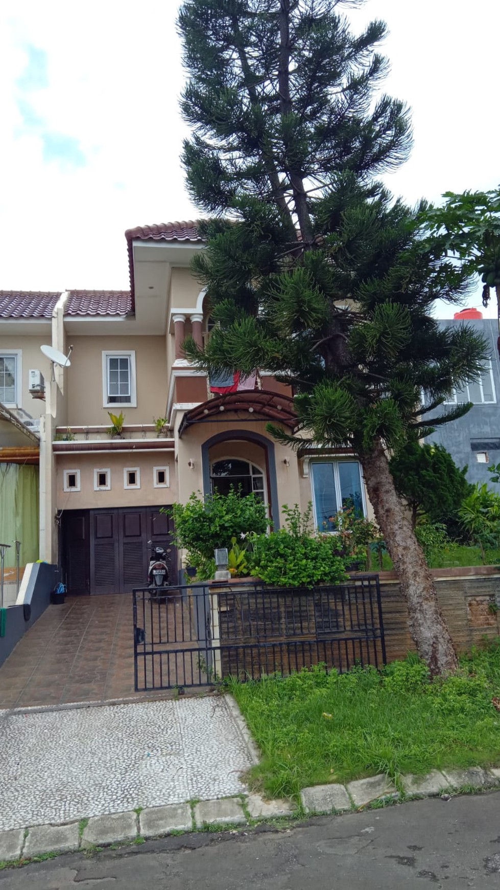 Rumah 2 lantai di Cluter Terrace  di Perum Citra Garden negeri olok gading Teluk Betung Barat