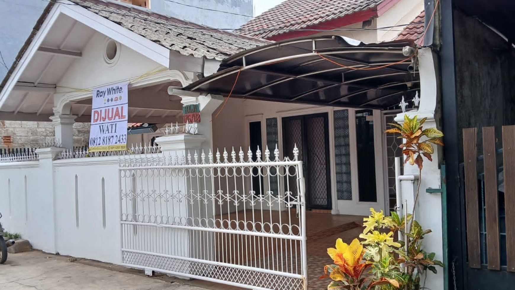 Lokasi rumah di zamrud raya dekat ke tol cocok buat usaha