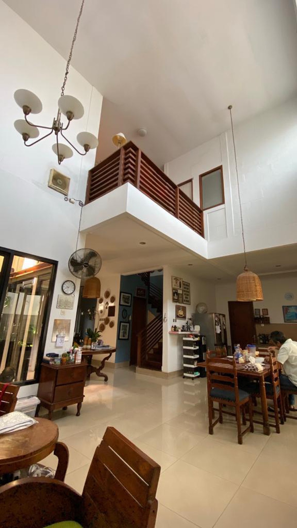 Rumah Modern Dekat ke Citos dan Perkantoran di Cilandak
