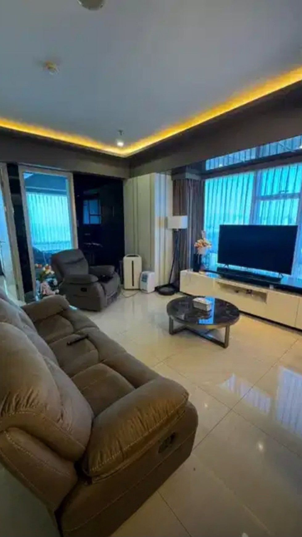 MURAH Dijual Apartemen La Riz Mansion 3 BEDROOM Pakuwon Mall FULL FURNISHED - SPESIAL PRIVATE Lift - CORNER unit DOUBLE View