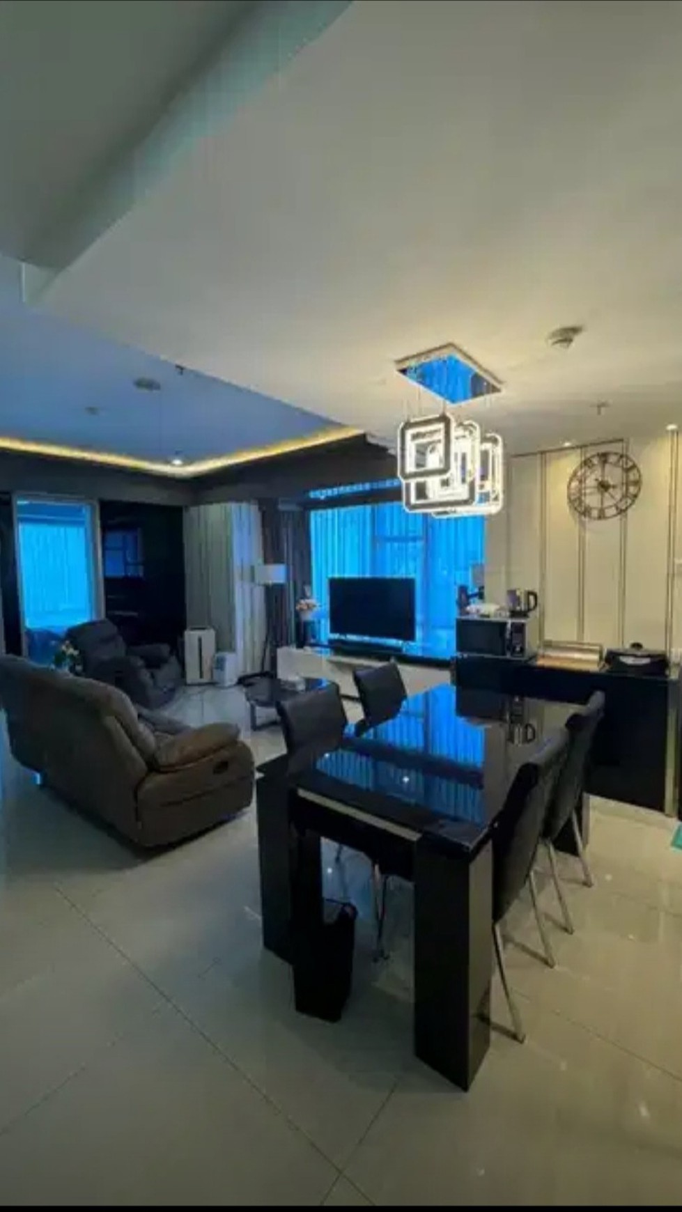 MURAH Dijual Apartemen La Riz Mansion 3 BEDROOM Pakuwon Mall FULL FURNISHED - SPESIAL PRIVATE Lift - CORNER unit DOUBLE View