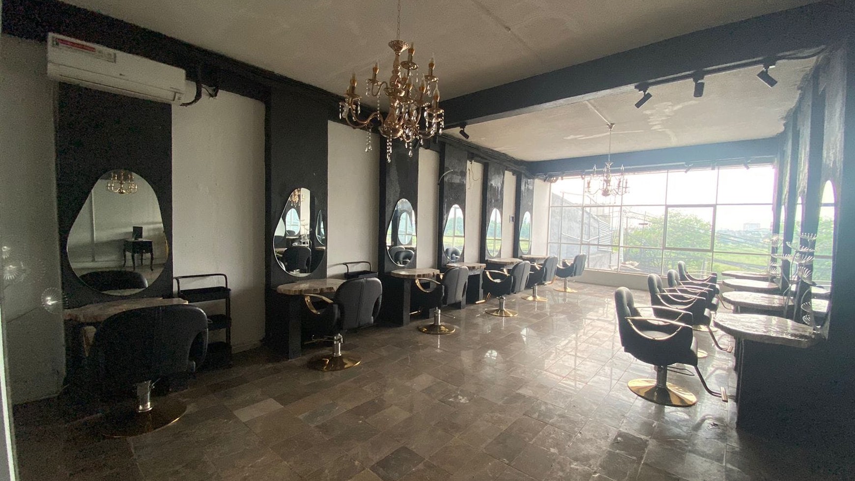 Cirendeu pondok cabe raya gedung 3 lantai luas 600