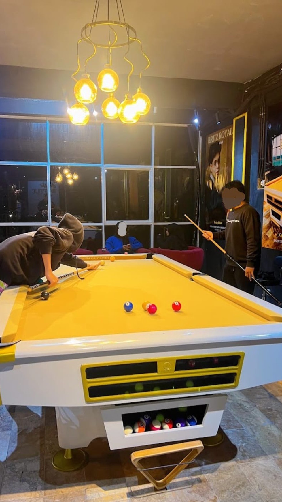 Cirendeu pondok cabe raya gedung 3 lantai luas 600