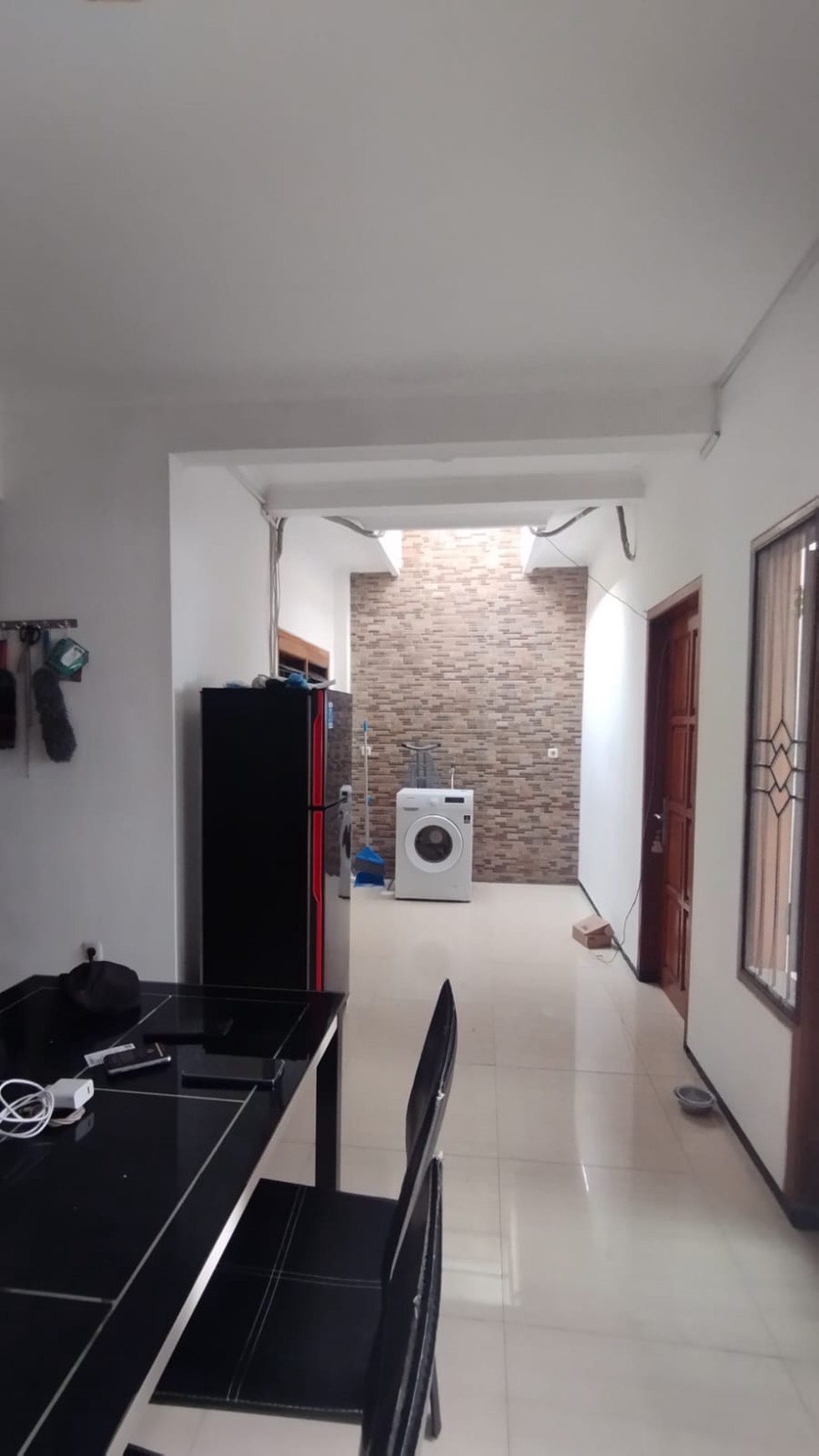 DISEWAKAN RUMAH FULLY FURNISHED DARMO PERMAI UTARA