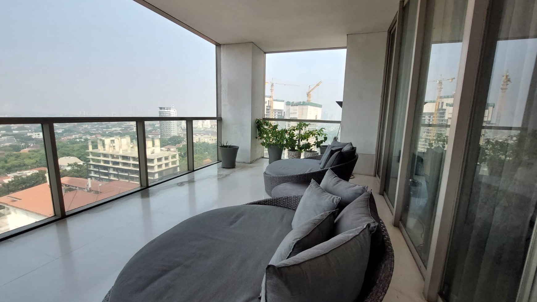 FOR SALE THE RESIDENCE AT DHARMAWANGSA TOWER 2 LUXURIOUS APARTMENT, PREMIUM LOCATION BEST VIEW SCBD