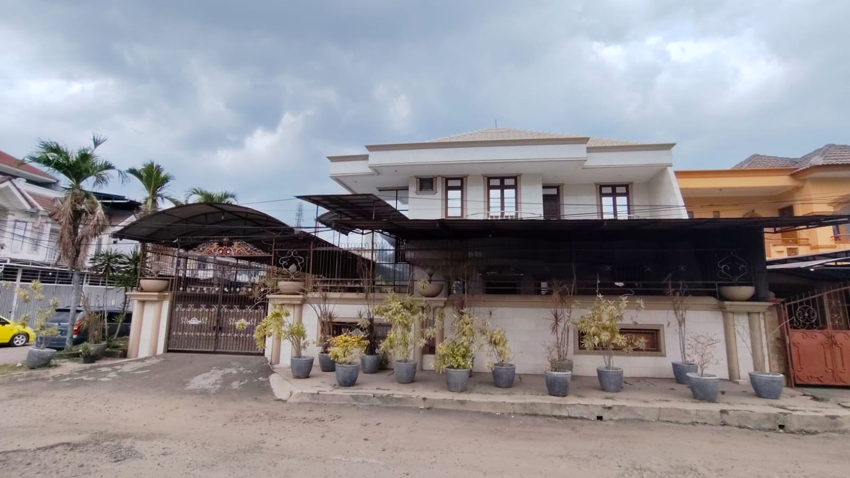 Rumah Taman Palem Lestari, Cengkareng