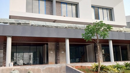 Ruko siap pakai,3 lantai di Bintaro Jaya 9.
