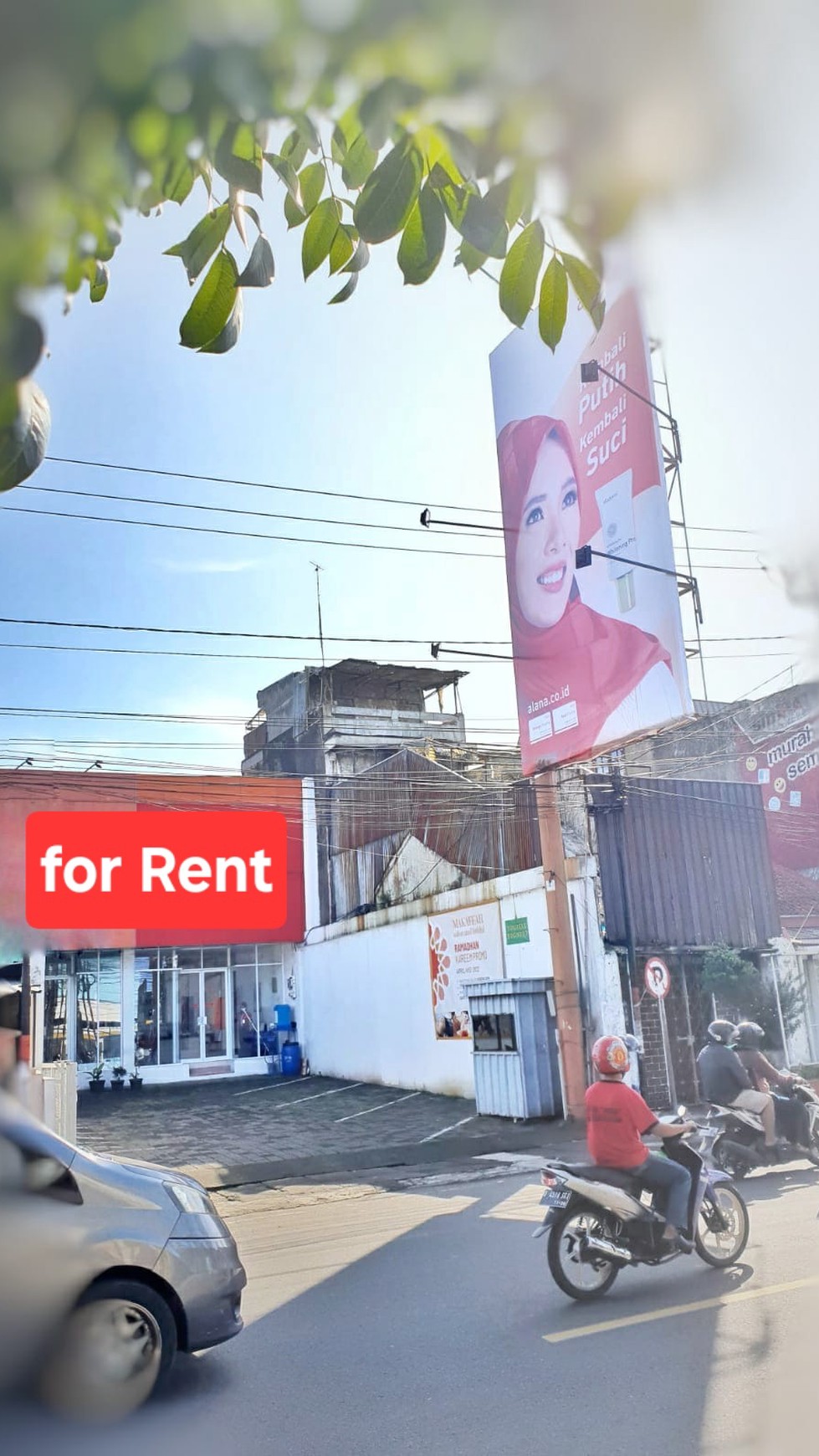 Ruko Rendeng  2 lantai Pusat Bisnis  , dekat Alun alun Kota Cimahi