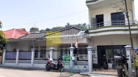 dijual rumah mewah bumi waras