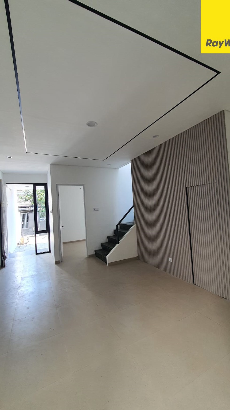 Dijual Rumah 2 lantai di Baruk Utara Rungkut Surabaya