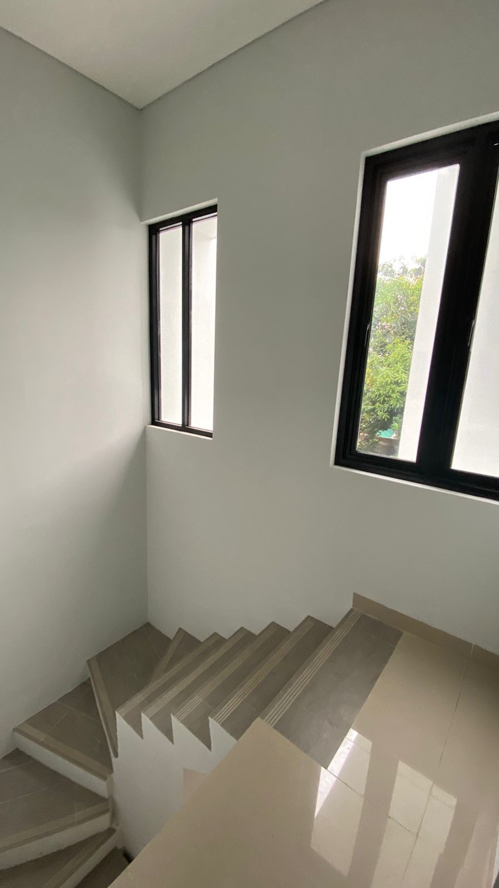 Rumah 2 Lantai Siap Huni di Jati Asih, Bekasi