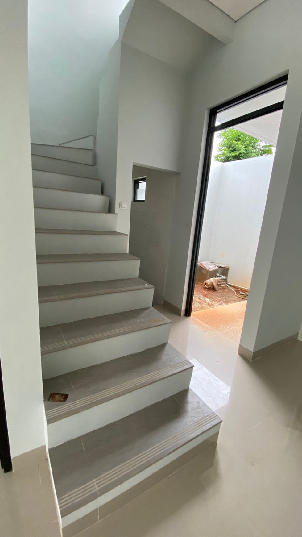 Rumah 2 Lantai Siap Huni di Jati Asih, Bekasi