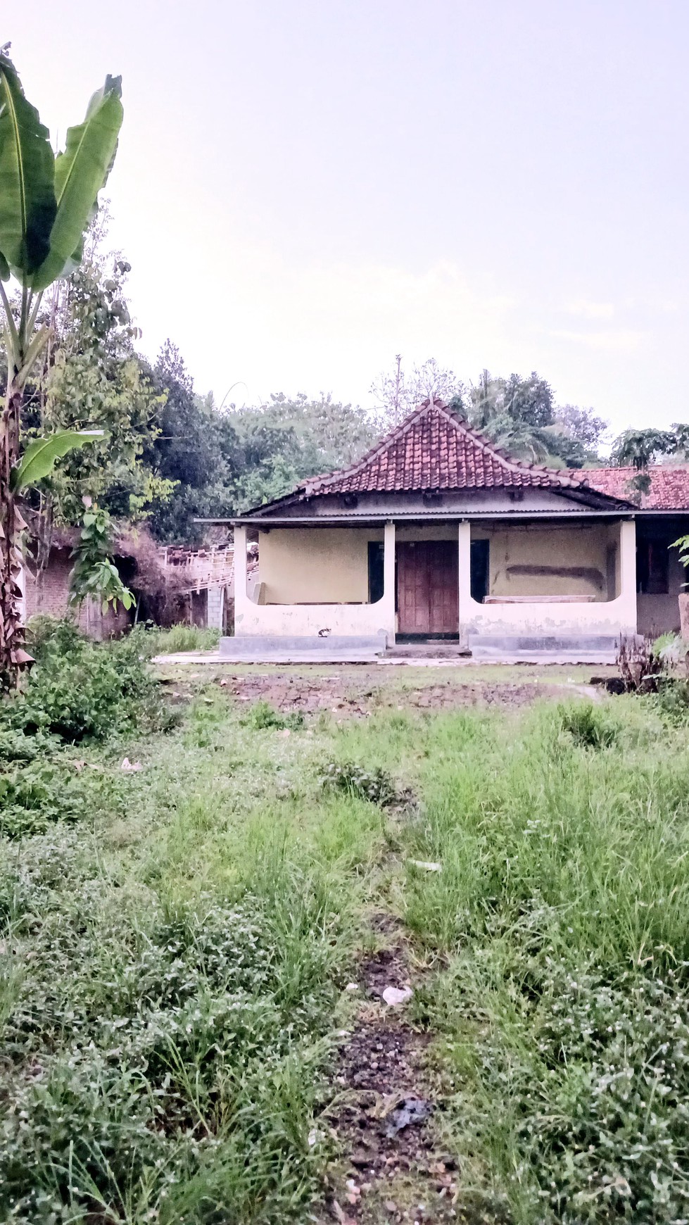 Tanah Luas 255 Meter Persegi Lokasi Dekat Desa Wisata Grogol Seyegan