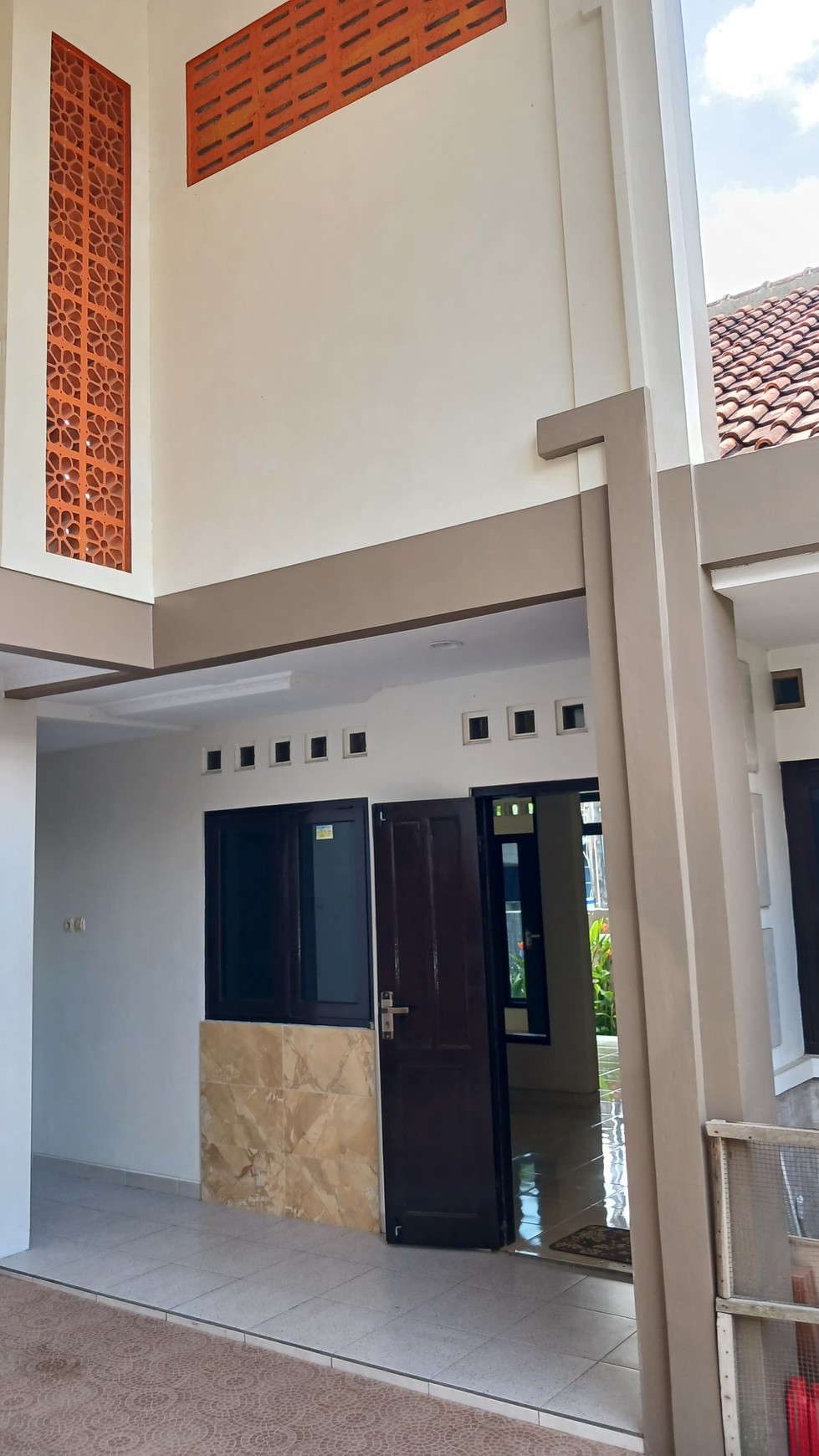 Rumah Tinggal 2 Lantai Lokasi Dekat Puskesmas Berbah Sleman
